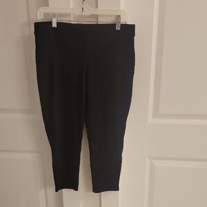 Express Jet Black Leggings - Capri